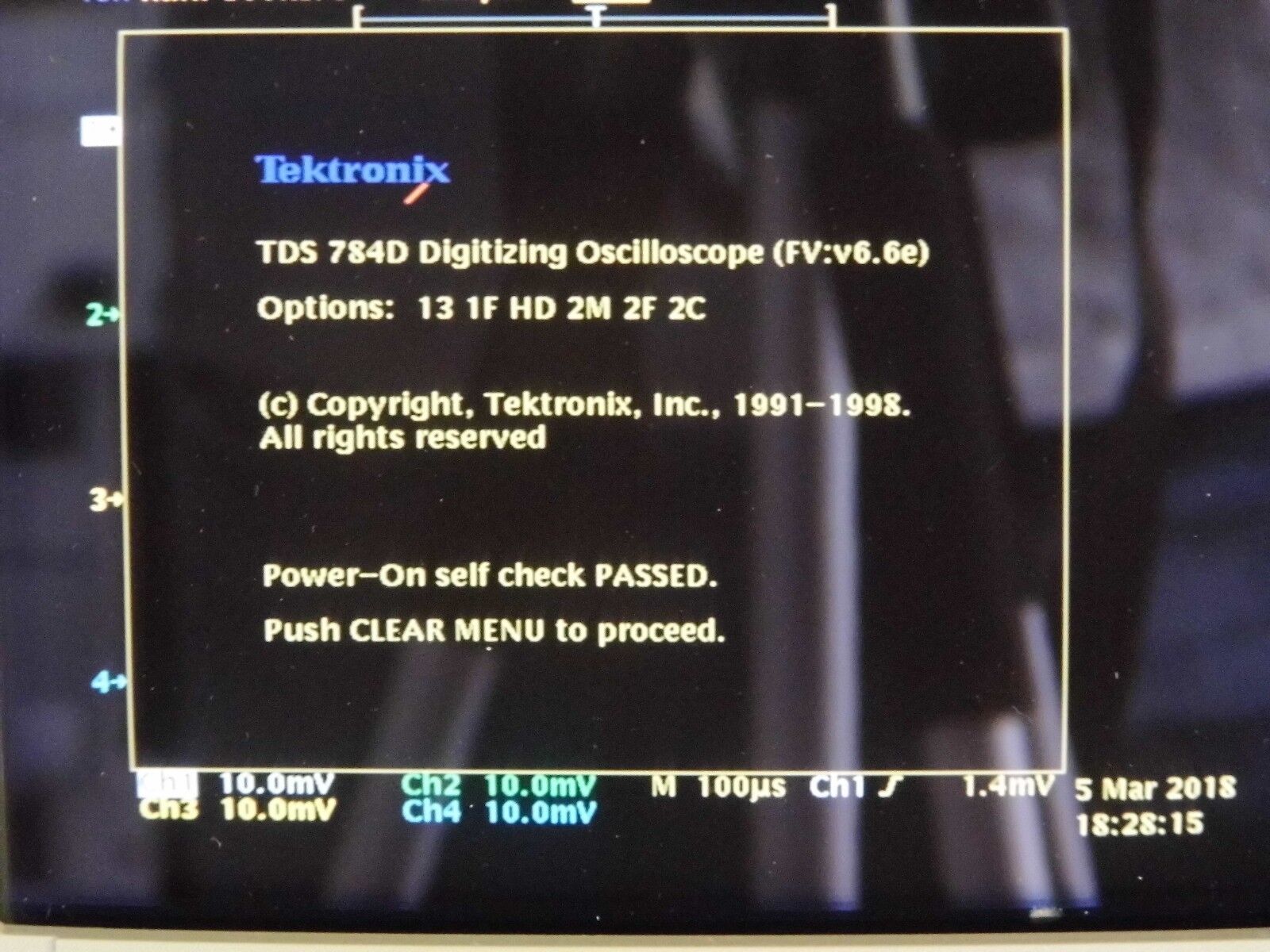 Tektronix TDS 784D opt 13/1F/2F/2C/2M 1 GHz 4GS/s 90 day warranty Tektronix TDS 784D opt 13/1F/2F/2C/2M 1 GHz 4GS/s 90 day warranty